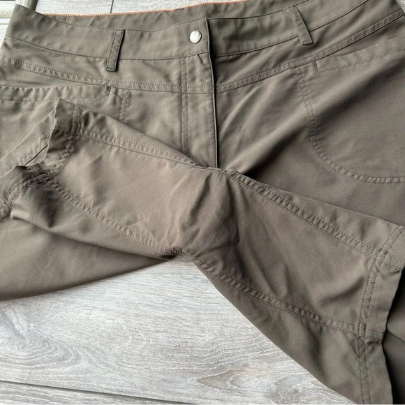 Mec Mountain  Equipment Co-op Relaxed Fit High Rise Brown Shorts - Picture 5 of 13